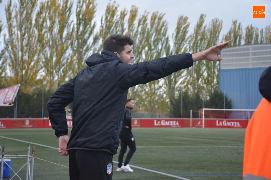 Foto 9 - El Santa Marta logra sumar un punto ante el filial del Numancia (1-1)