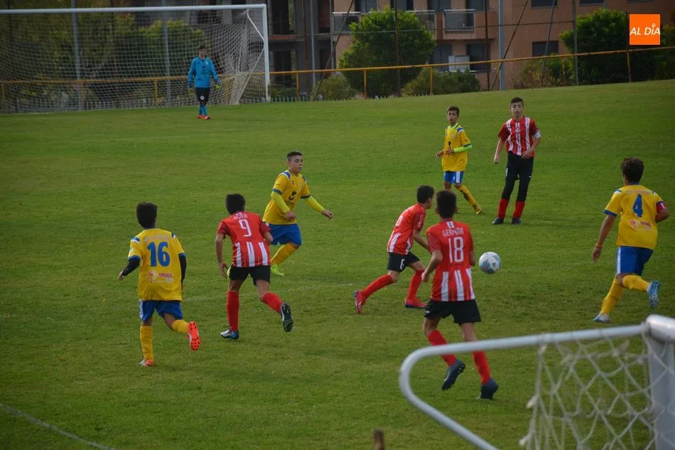 Foto 8 - Resultados, clasificaciones e im&aacute;genes del f&uacute;tbol base provincial  