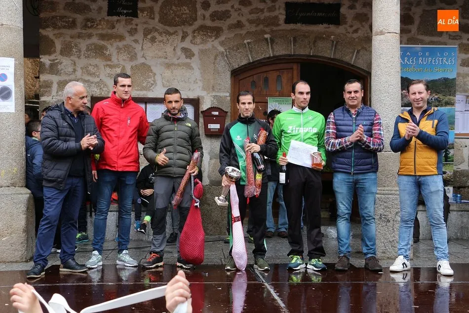 Jorge Nieto y Verónica Sánchez se imponen en la carrera de los Lagares Rupestres