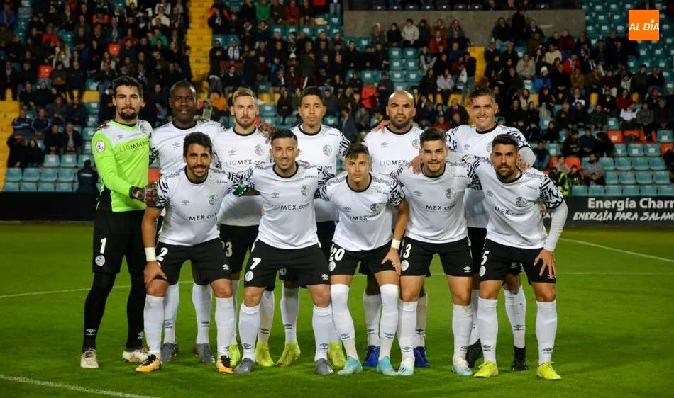 Once del Salamanca UDS ante el Barakaldo. Foto de Lydia González