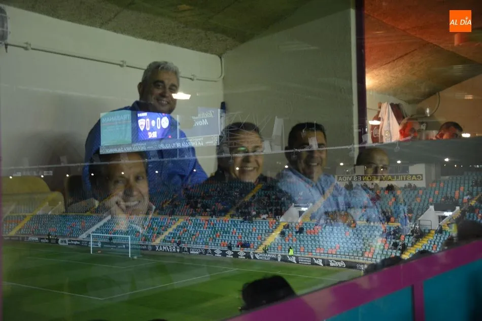Foto 5 - El Helm&aacute;ntico no falla al Salamanca UDS en un at&iacute;pico horario para el f&uacute;tbol&nbsp;