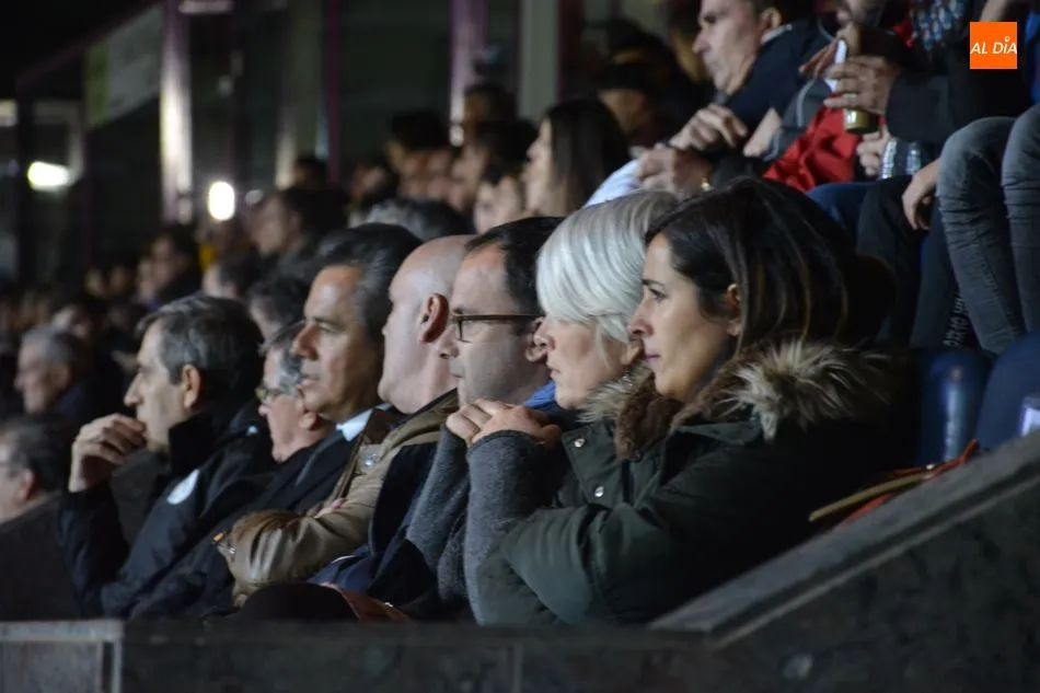 Foto 4 - El Helm&aacute;ntico no falla al Salamanca UDS en un at&iacute;pico horario para el f&uacute;tbol&nbsp;