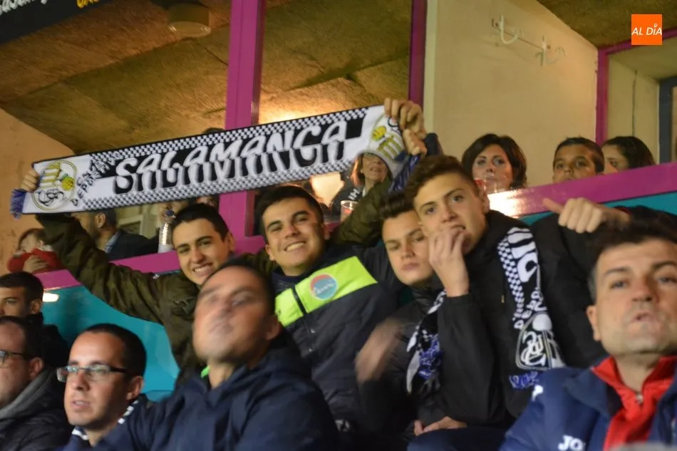 Foto 2 - El Helm&aacute;ntico no falla al Salamanca UDS en un at&iacute;pico horario para el f&uacute;tbol&nbsp;