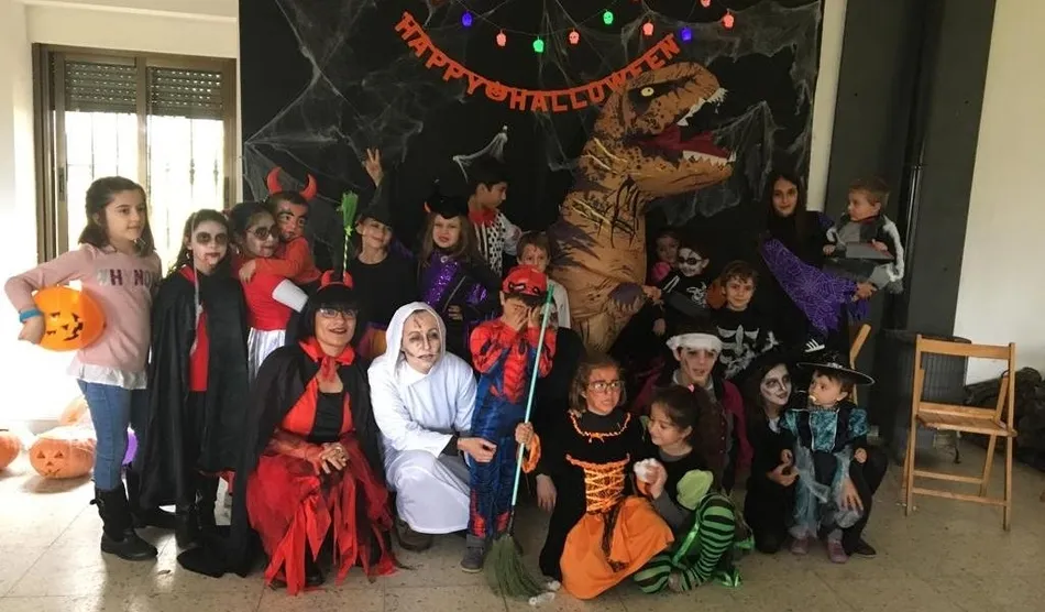 Los niños, protagonistas de la celebración de Halloween en Morasverdes  