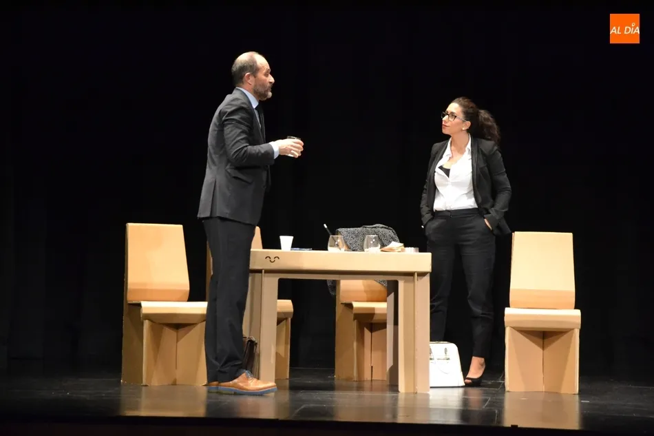 Foto 3 - La lucha laboral de &lsquo;El M&eacute;todo Gr&ouml;nholm&rsquo; pone punto y aparte al oto&ntilde;o teatral  