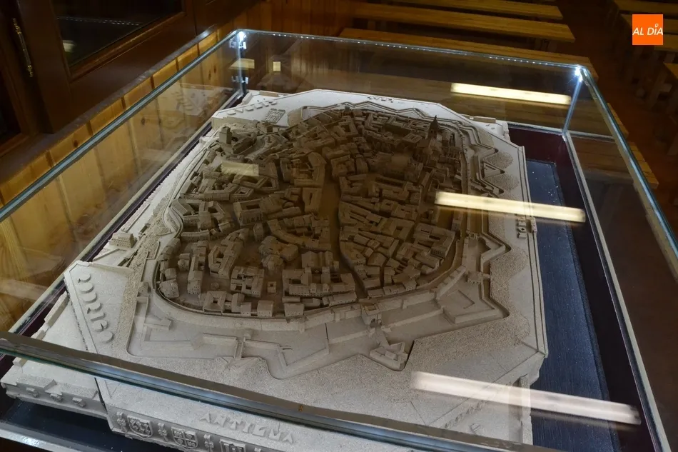 Foto 7 - El CRV incorpora tres maquetas de la ciudad  