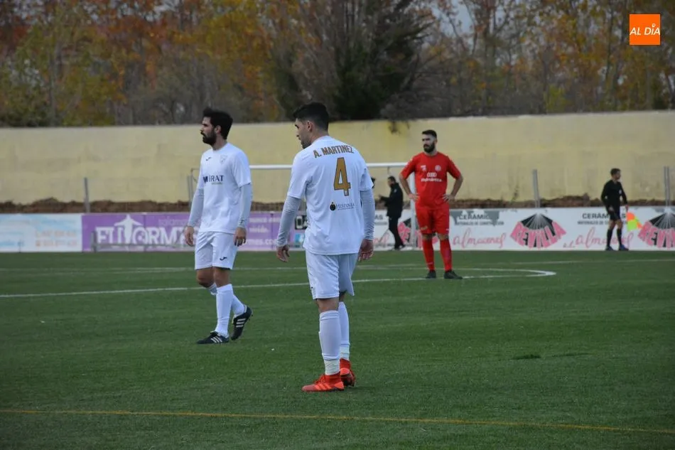Foto 10 - El Hergar se hace con el derbi charro ante el Ribert (1-3)