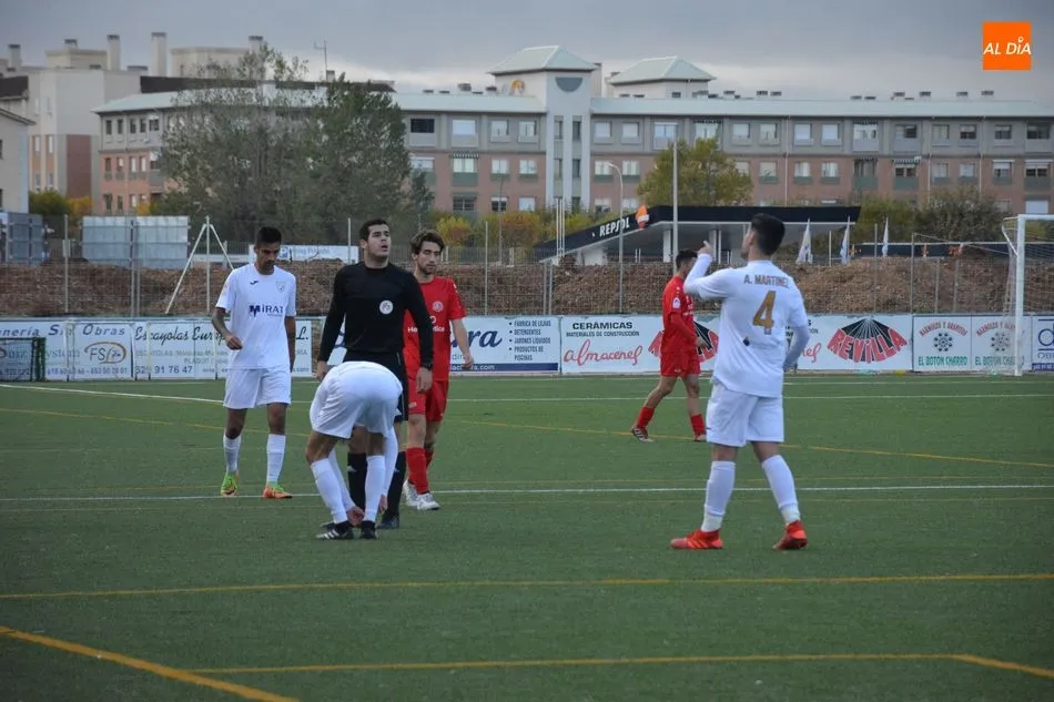 Foto 9 - El Hergar se hace con el derbi charro ante el Ribert (1-3)