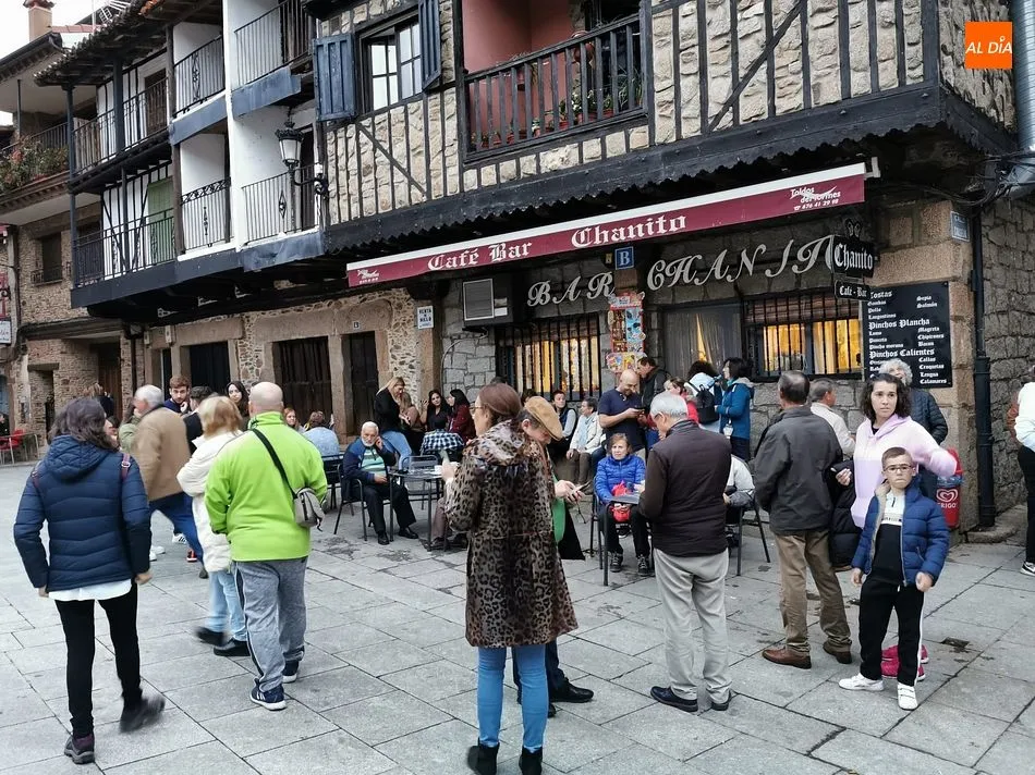 Foto 8 - Sotoserrano festeja la llegada del oto&ntilde;o con la tradicional calbochada