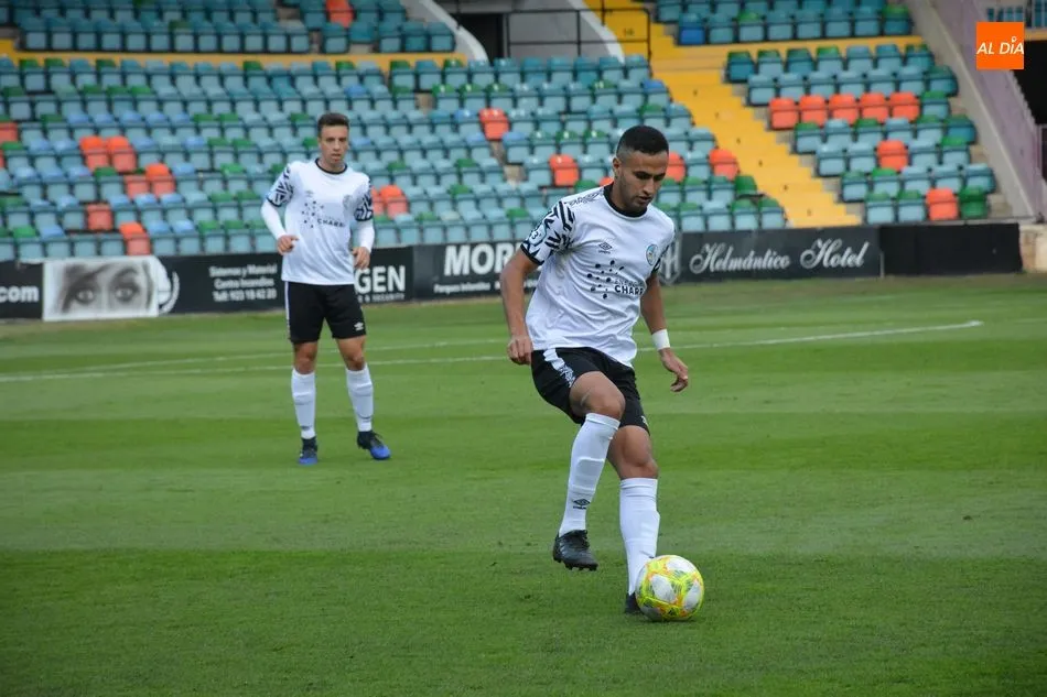 Acción del encuentro del Salamanca B / Lydia González