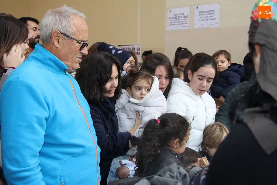 Foto 2 - Castellanos de Moriscos celebra una alegre casta&ntilde;ada para festejar el oto&ntilde;o