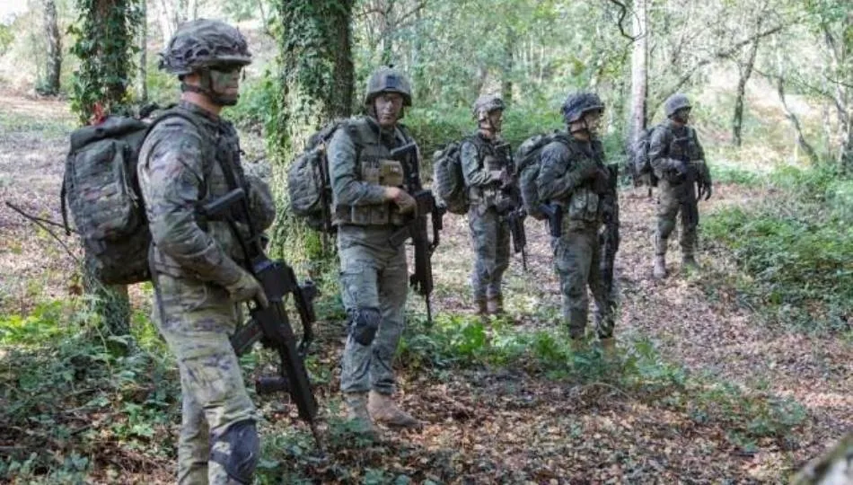 Militares españoles de maniobras. Foto de archivo del Ejército de Tierra