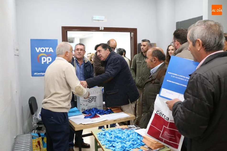 Foto 10 - El PP pide el voto en Vitigudino para&nbsp;las Generales para evitar a S&aacute;nchez y una nueva crisis  
