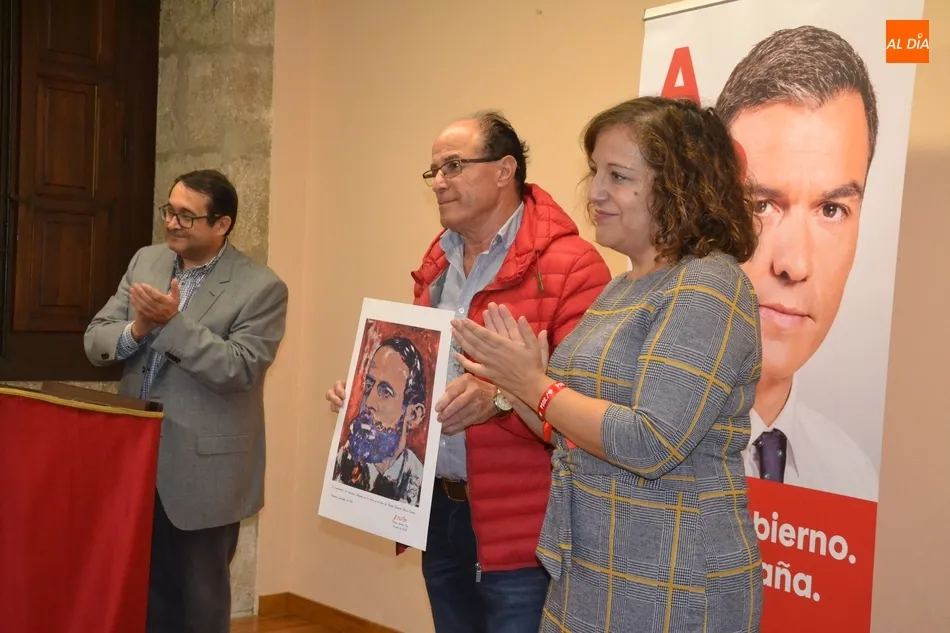 Foto 9 - Alcaldes actuales y antiguos del PSOE reciben un homenaje por su trayectoria  