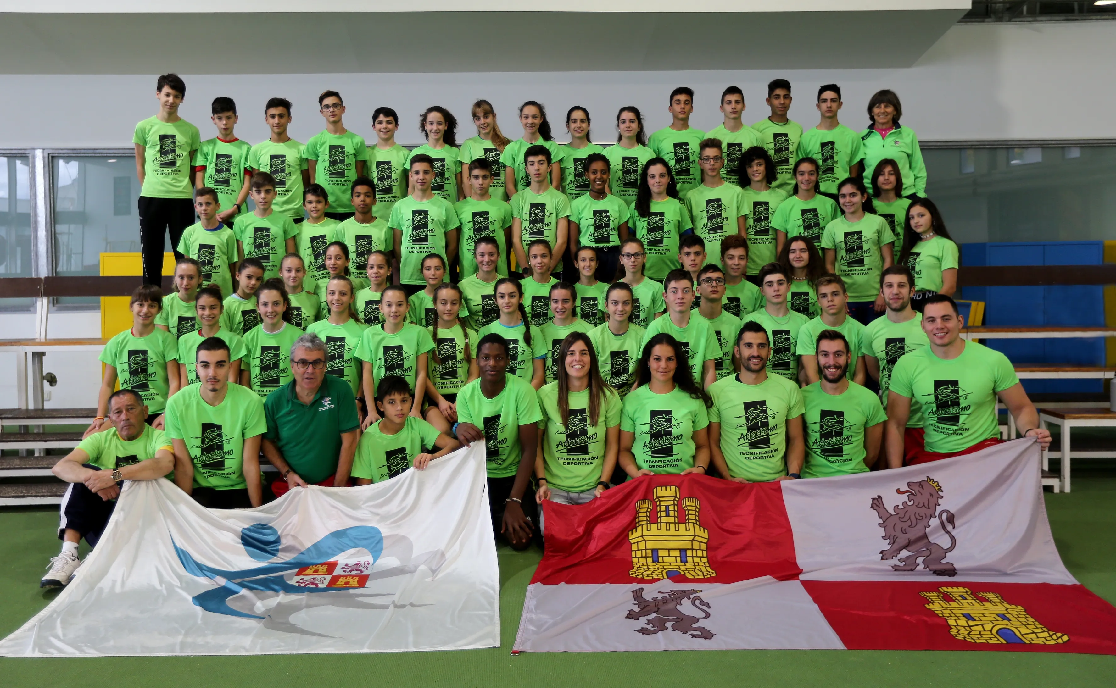 Foto 2 - Representaci&oacute;n salmantina en las concentraciones de la Federaci&oacute;n de Castilla y Le&oacute;n
