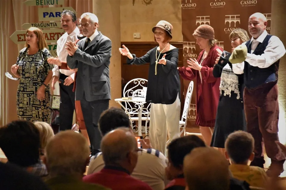Foto 2 - In&eacute;s Luna y KOMO Teatro en el Casino de Salamanca