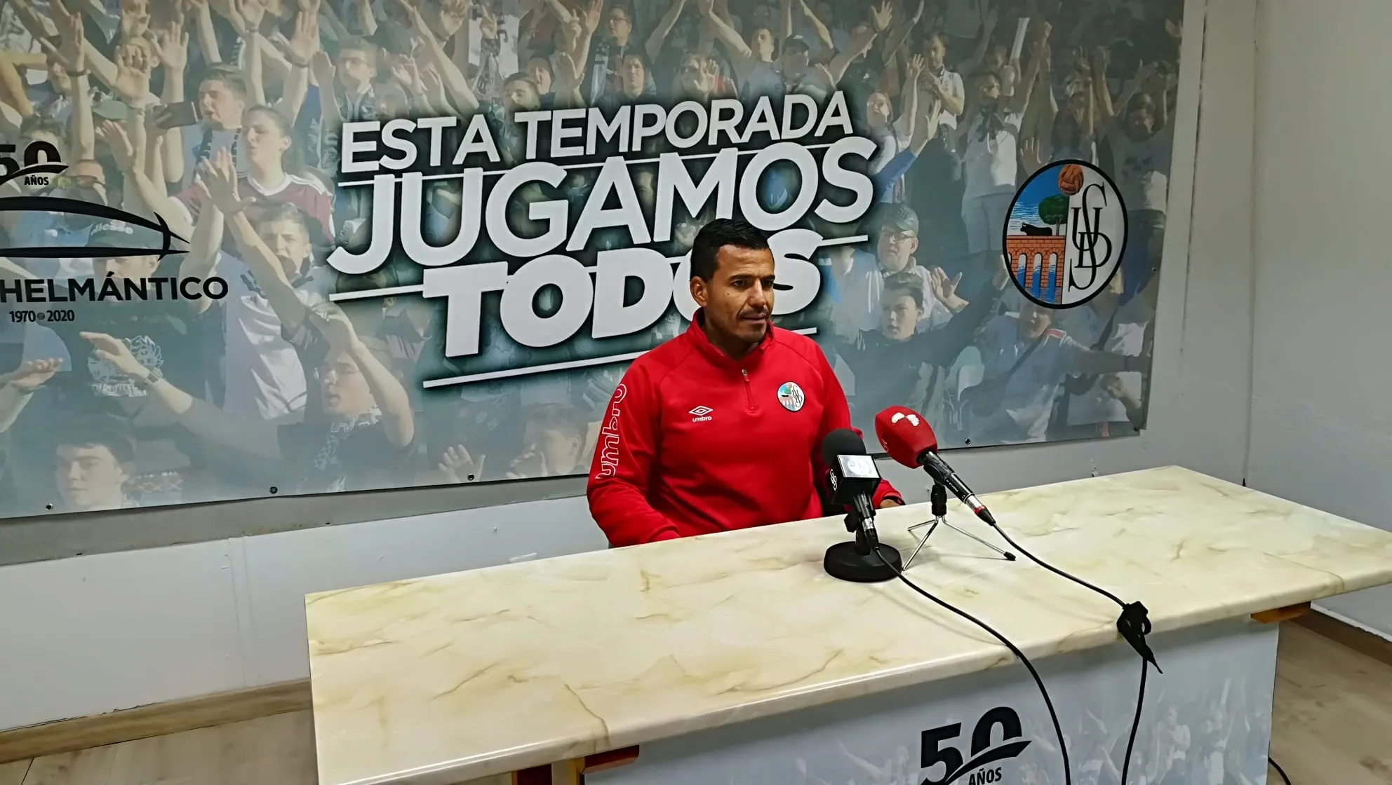 Rafa Dueñas durante la rueda de prensa del Salamanca UDS