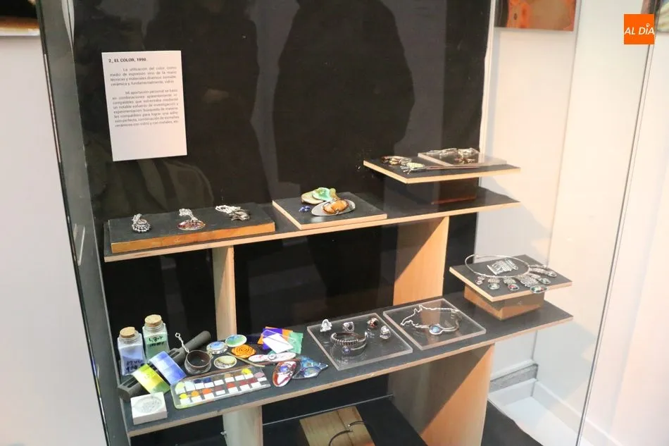 Foto 9 - Pedro Sequeros muestra en Vitigudino sus 40 a&ntilde;os de creaci&oacute;n, evoluci&oacute;n e innovaci&oacute;n en la...
