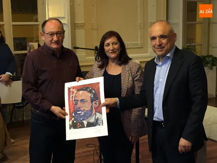Foto 5 - Rafael Simancas hace pi&ntilde;a con el PSOE de la comarca de Pe&ntilde;aranda para homenajear a sus alcaldes...