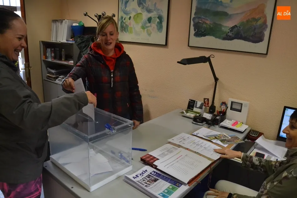 Foto 2 - Abierta la votaci&oacute;n para determinar el orden de los martes festivos del mes de agosto  