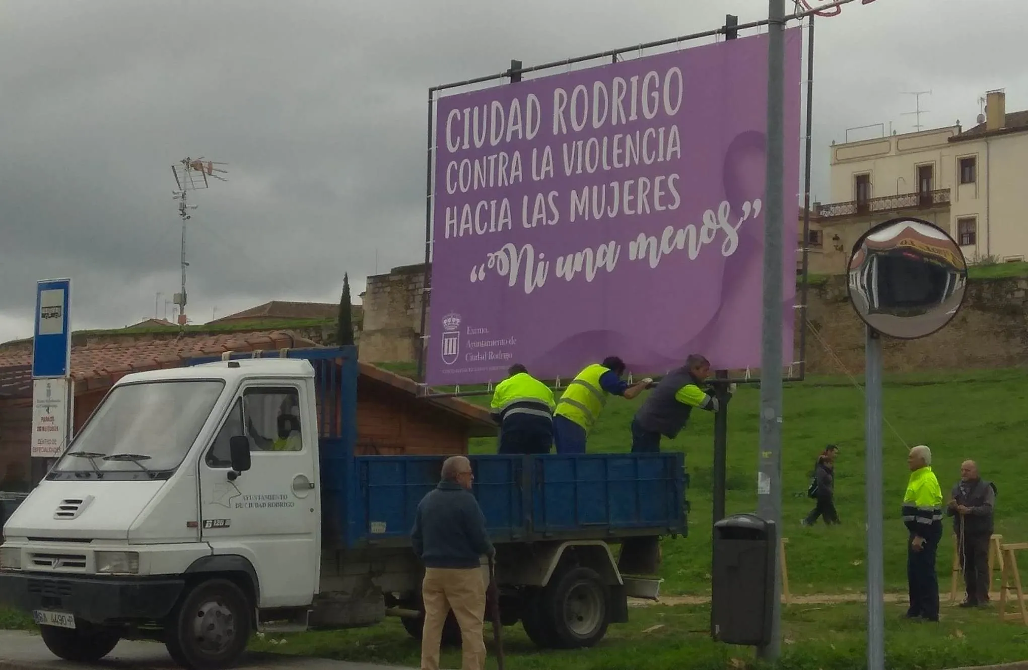 La conmemoración del 25N ya está en las calles de Ciudad Rodrigo  