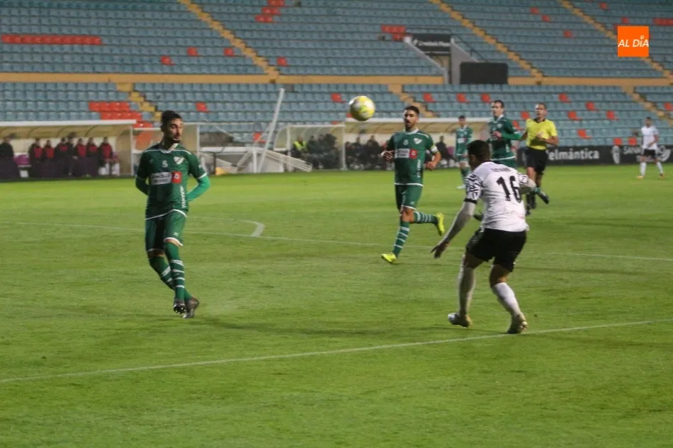 Foto 10 - El Salamanca UDS se queda sin el sue&ntilde;o de un Primera al caer en la tanda de penaltis contra el...