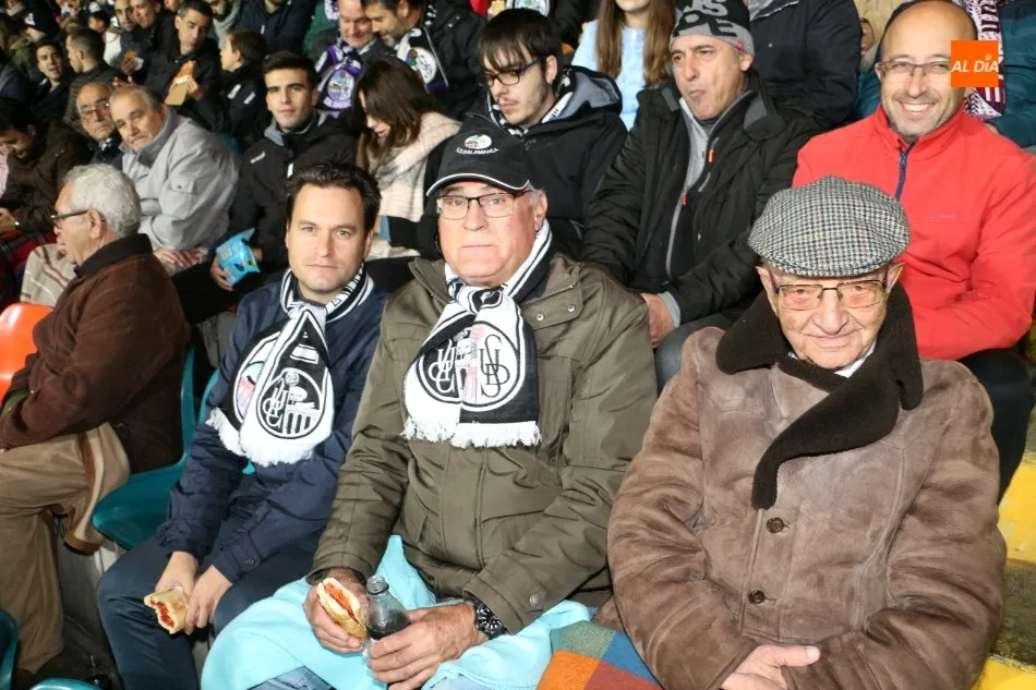 Foto 11 - La afici&oacute;n del Salamanca UDS no cambia el Helm&aacute;ntico por la Champions