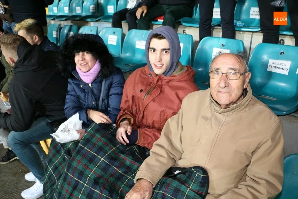 Foto 6 - La afici&oacute;n del Salamanca UDS no cambia el Helm&aacute;ntico por la Champions