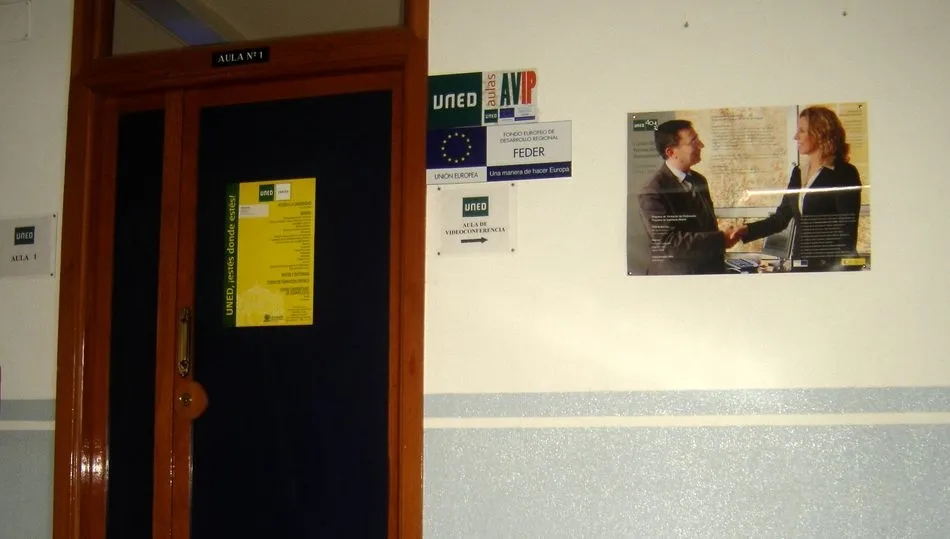 Aula UNED de Béjar en la Plaza 1º de Mayo