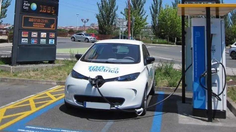 Un coche eléctrico