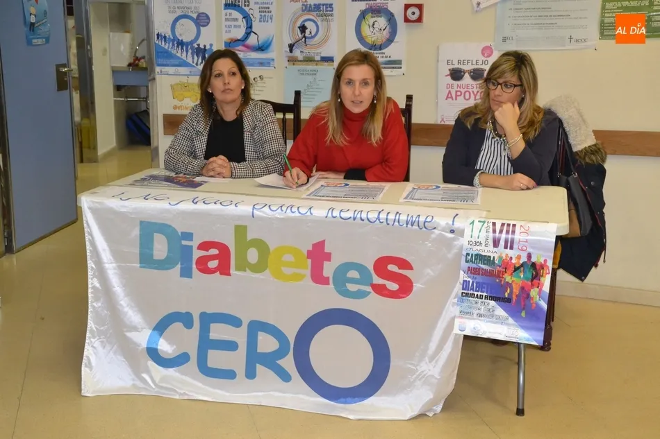 La 8ª Semana Diabetológica iluminará El Cruce de azul y ayudará a difundir la acción del...