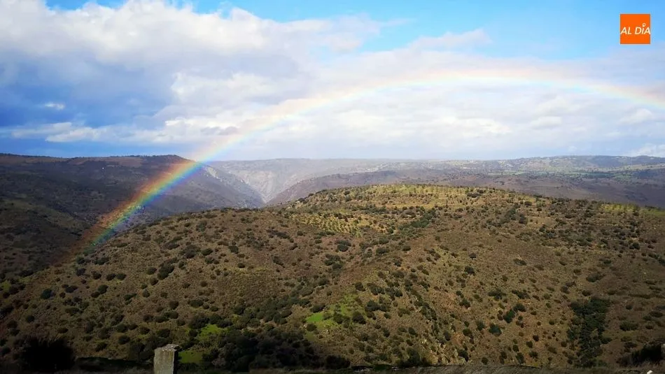 Foto 5 - Los pueblos del &Aacute;gueda reafirman el Tratado de Frontera con Portugal