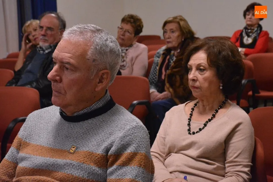Foto 11 - El poeta &Aacute;ngel Garc&iacute;a L&oacute;pez repasa su extensa obra en la Sala de la Palabra