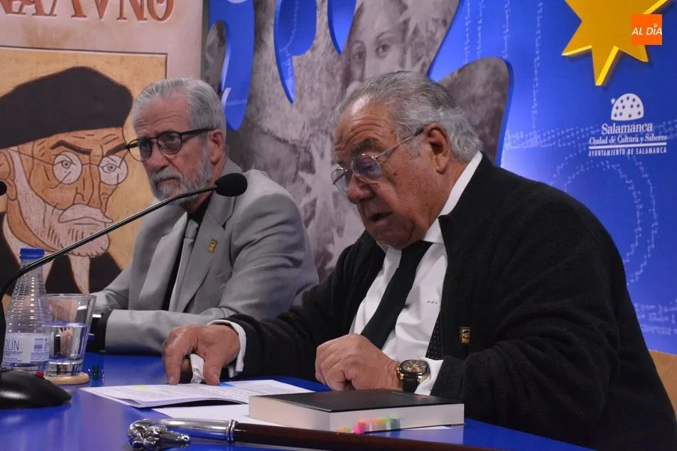 Foto 4 - El poeta &Aacute;ngel Garc&iacute;a L&oacute;pez repasa su extensa obra en la Sala de la Palabra