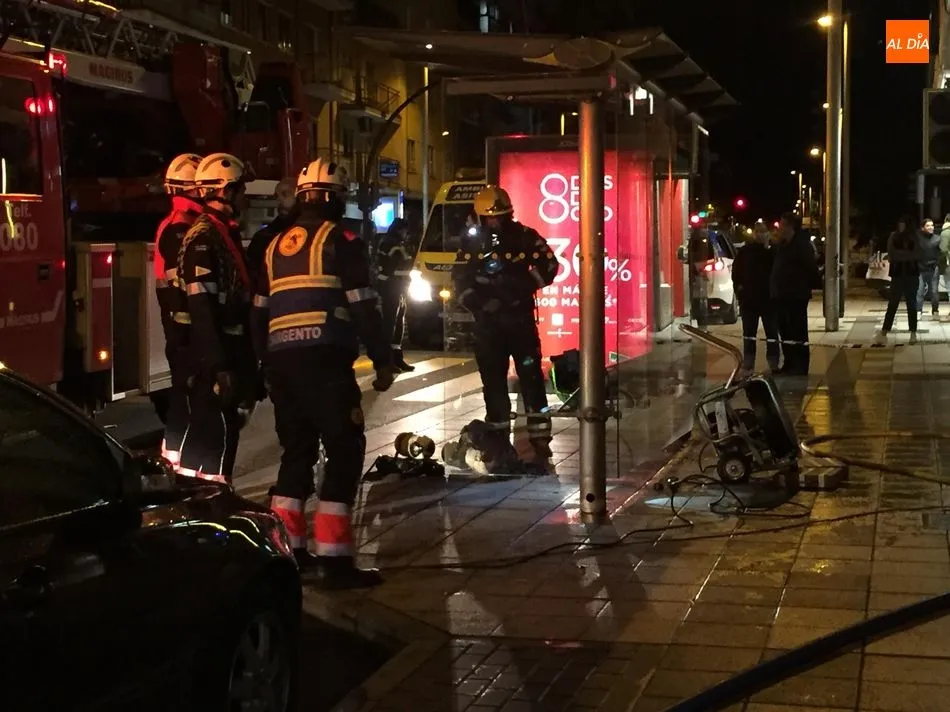 Foto 3 - Alarma en la avenida de Portugal por un incendio en una vivienda