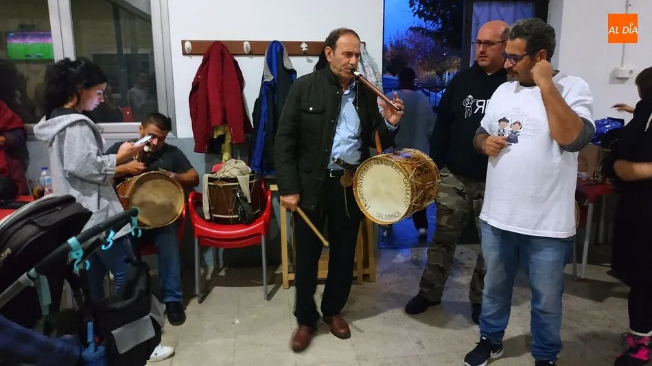 Foto 3 - La Quedada de Folclore de Montejo cumple cinco a&ntilde;os y se vuelve solidaria