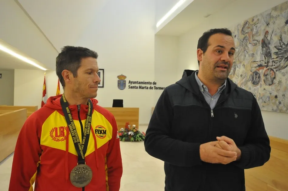 Foto 2 - Santa Marta homenajea a Alfonso Garc&iacute;a Parra tras su bronce en el mundial de Full Contact de...