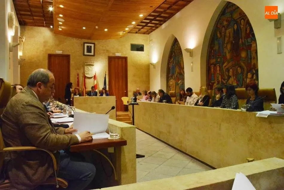 Foto 5 - El Ayuntamiento instar&aacute; a la Junta para que cumpla con la construcci&oacute;n de los centros de salud de ...