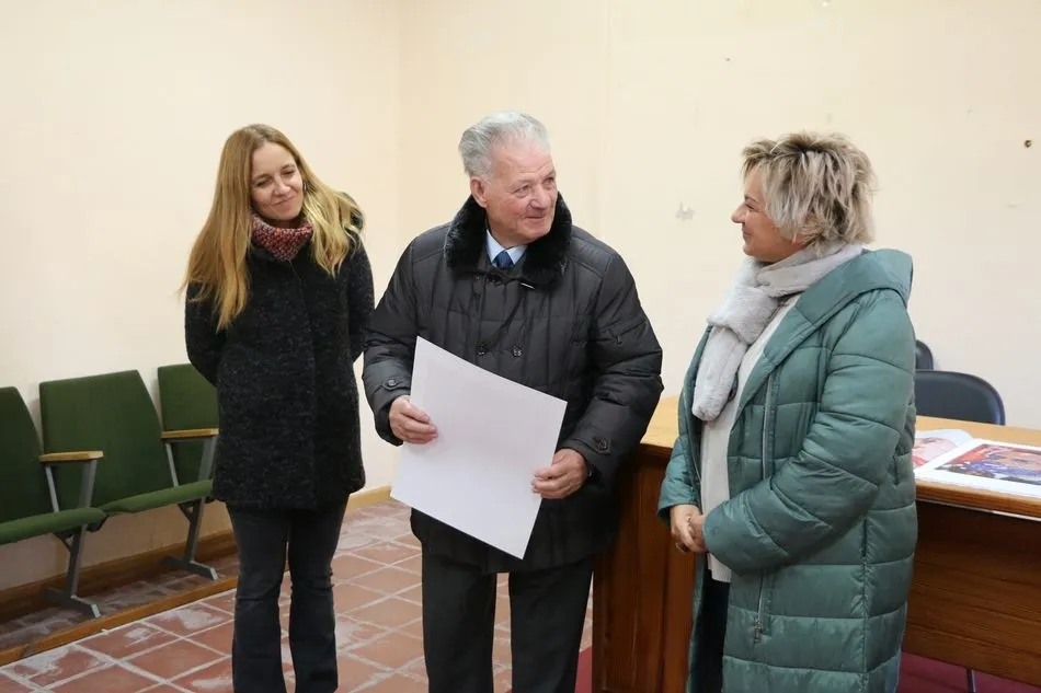 Foto 11 - El PSOE rinde un peque&ntilde;o homenaje en Lumbrales a los alcaldes de la comarca de Vitigudino con m&aacute;s ...