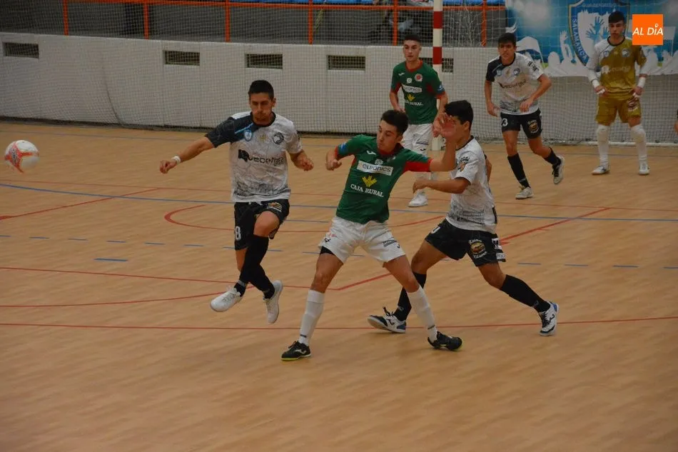 Acción del partido de pretemporada entre el Salamanca FS Unionistas y el Inter Zamora / Archivo