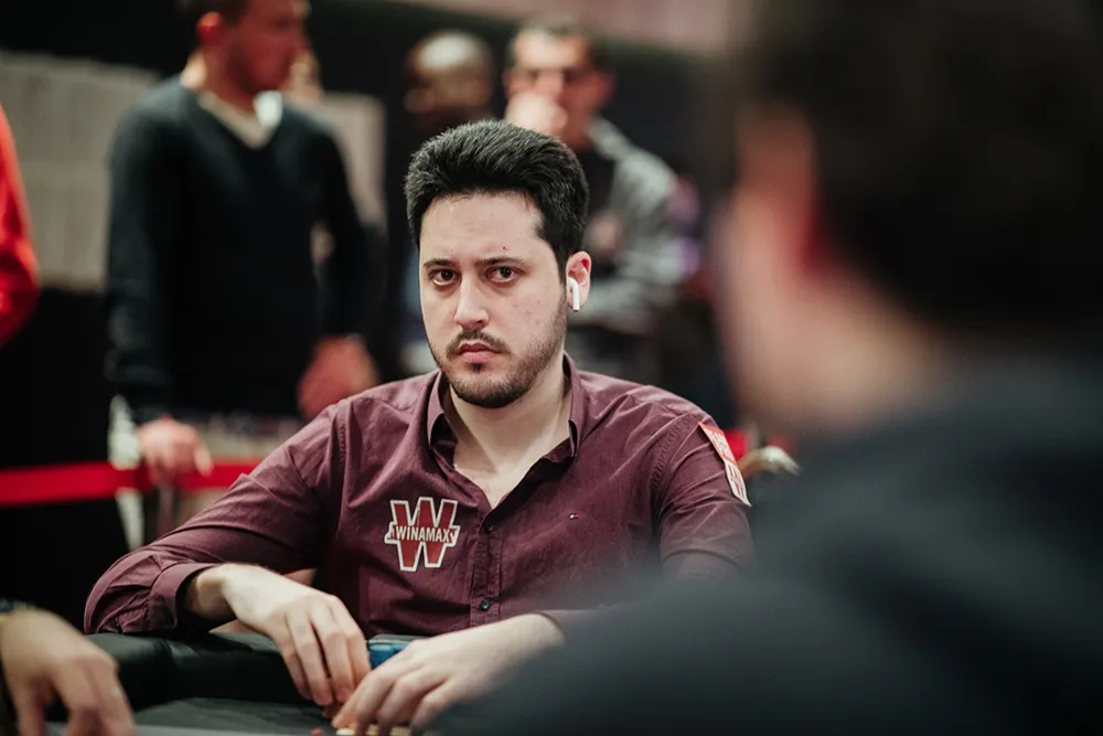 Adrián Mateos, tres veces campeón del mundo de póker. Foto: Winamax