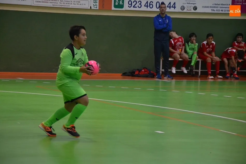 Foto 7 - Un derby entre los alevines del III Columnas abre la nueva temporada de los Juegos Escolares  