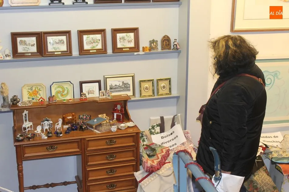 Foto 6 - Inaugurado el Rastrillo Solidario de la Sociedad de San Vicente de Pa&uacute;l
