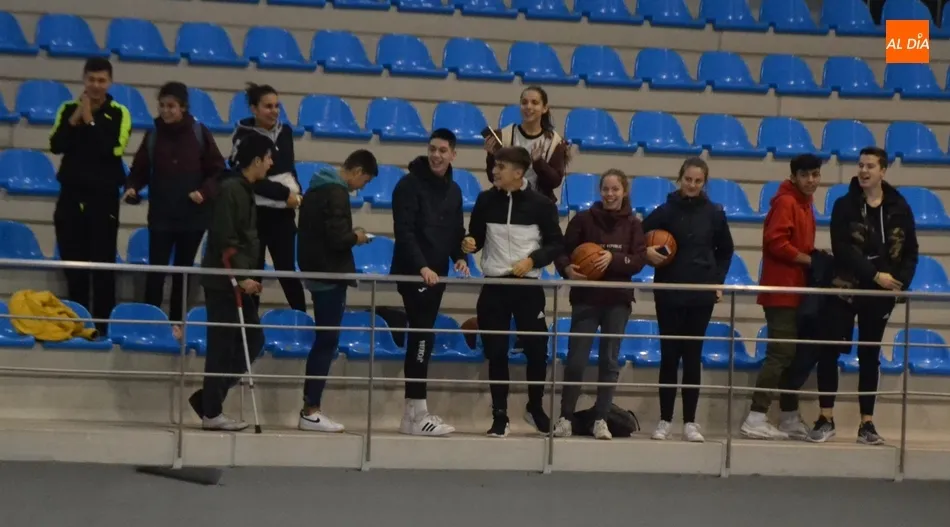 Foto 3 - #M [9|10 NOV] El Club Baloncesto Ciudad Rodrigo se lleva el derby local de la categor&iacute;a Juvenil...