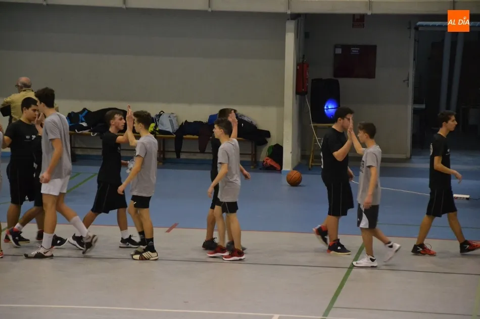 Foto 5 - #M [9|10 NOV] El Club Baloncesto Ciudad Rodrigo se lleva el derby local de la categor&iacute;a Juvenil...