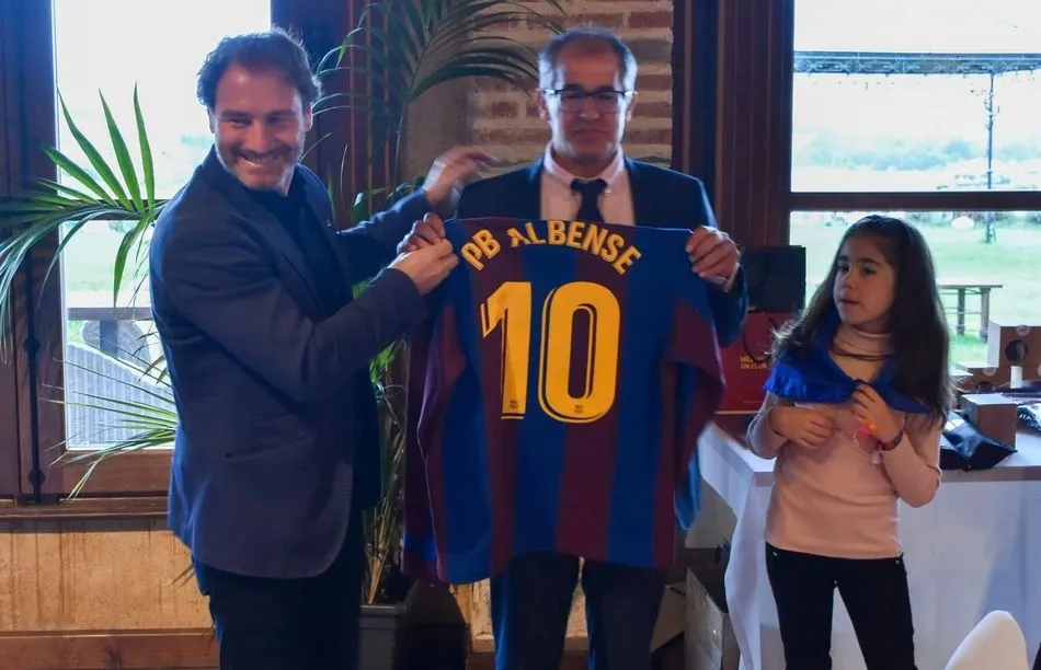 Foto 4 - D&eacute;cimo aniversario de la Pe&ntilde;a Barcelonista Albense