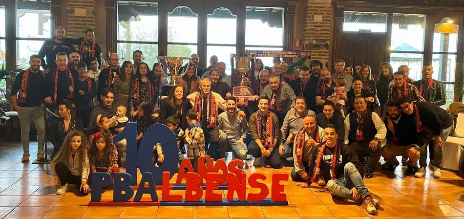 Diez años compartiendo amistad y colores deportivos