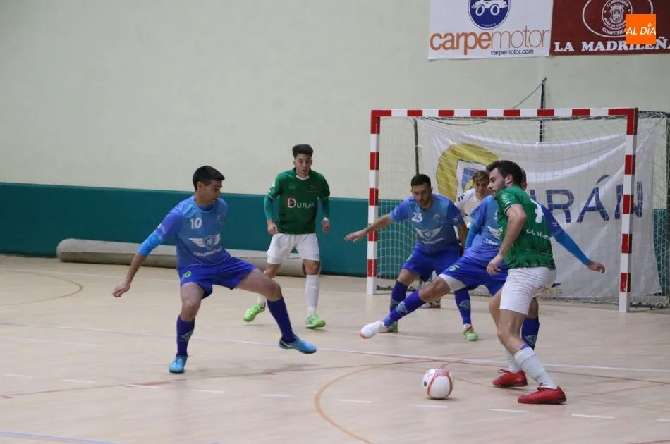 Acción del partido entre el Piensos Durán Albense y el Ventorrillo / Roberto Jiménez