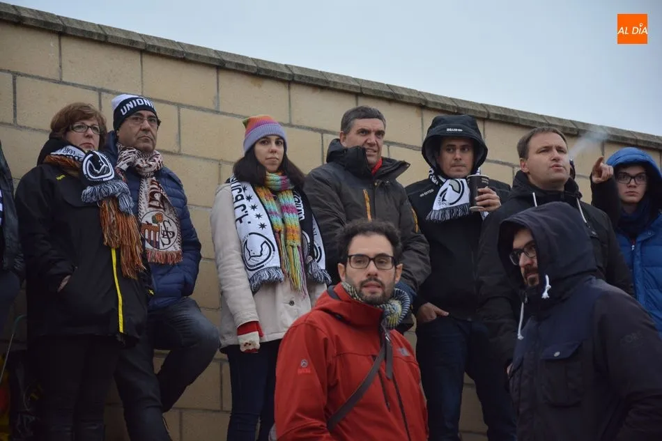 Foto 5 - Las Pistas no defraudan en el debut de Jabi Luaces ante su afici&oacute;n