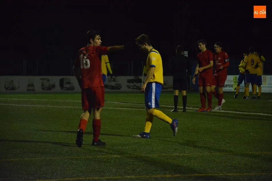 Foto 6 - El Ribert &lsquo;B&rsquo;, el Carbajosa y el Monterrey siguen intratables